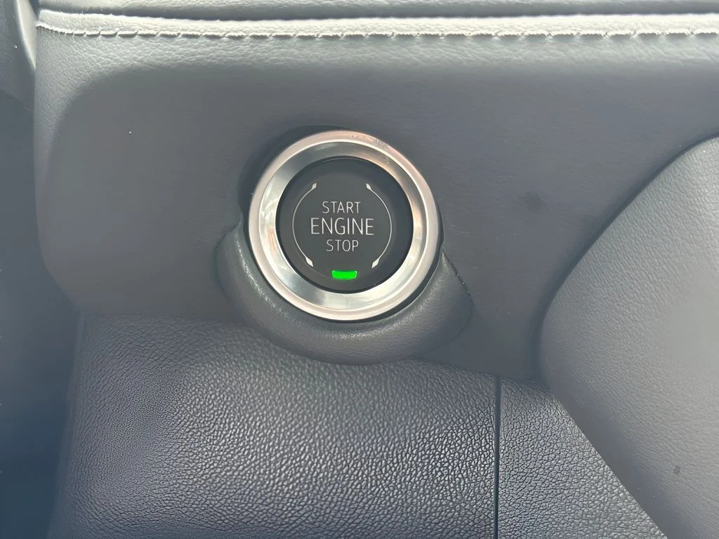 Used 2025 Beige Chevrolet Z71 image 14