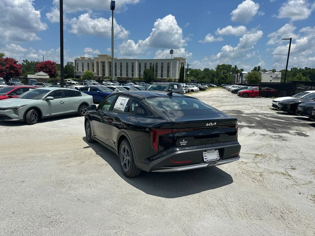 New 2026 Black Kia LX image 5