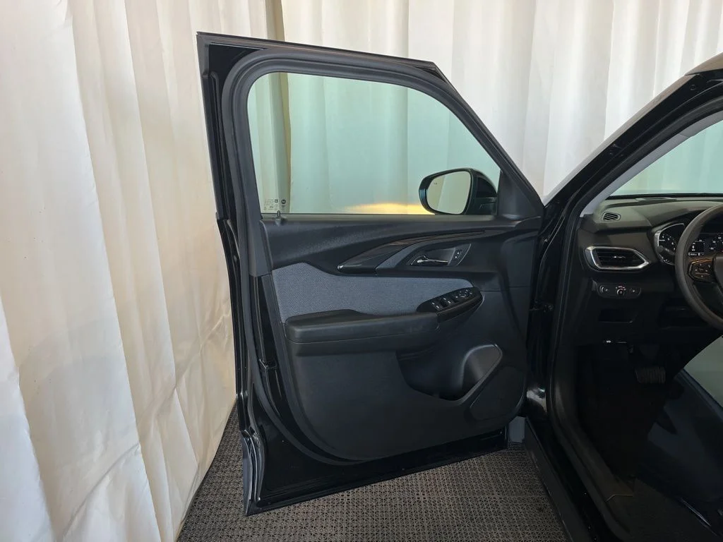 Used 2023 Black Chevrolet LT image 18