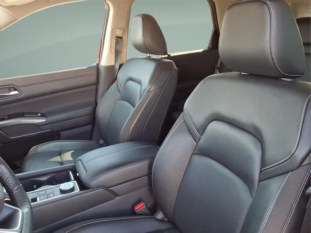 2024 Nissan Pathfinder SL - Photo 15
