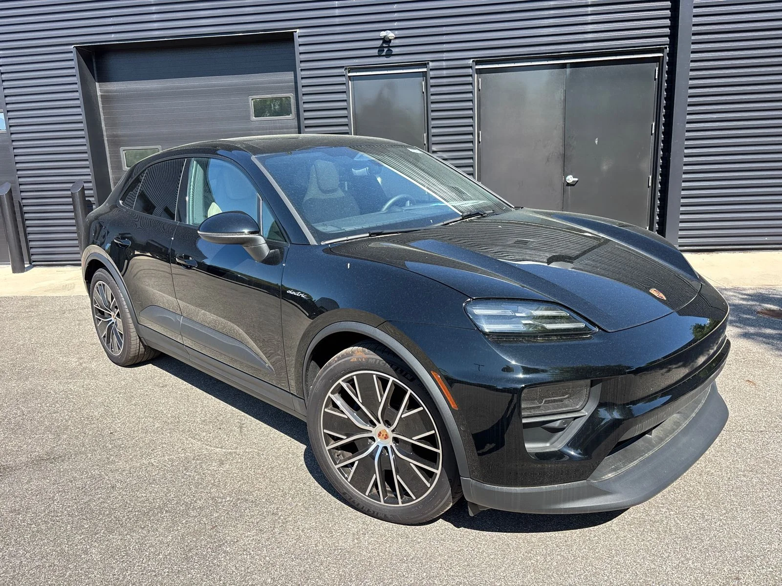 Used 2025 Black Porsche  image 11