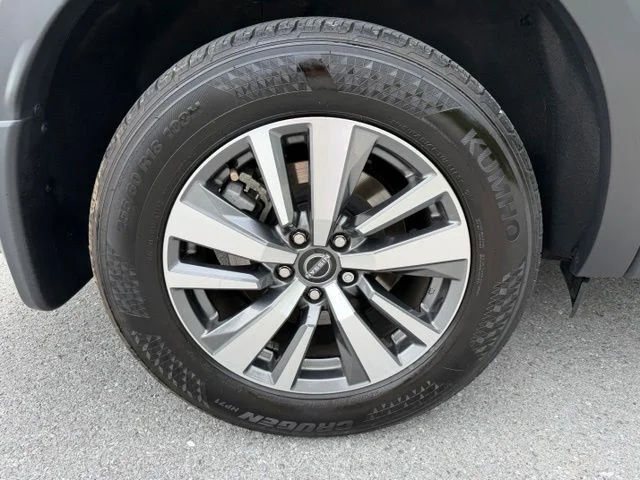 Certified Used 2024 Pearl White Nissan SL image 10
