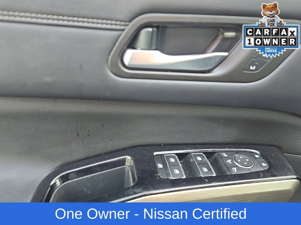 Used 2024 White Nissan Platinum image 18