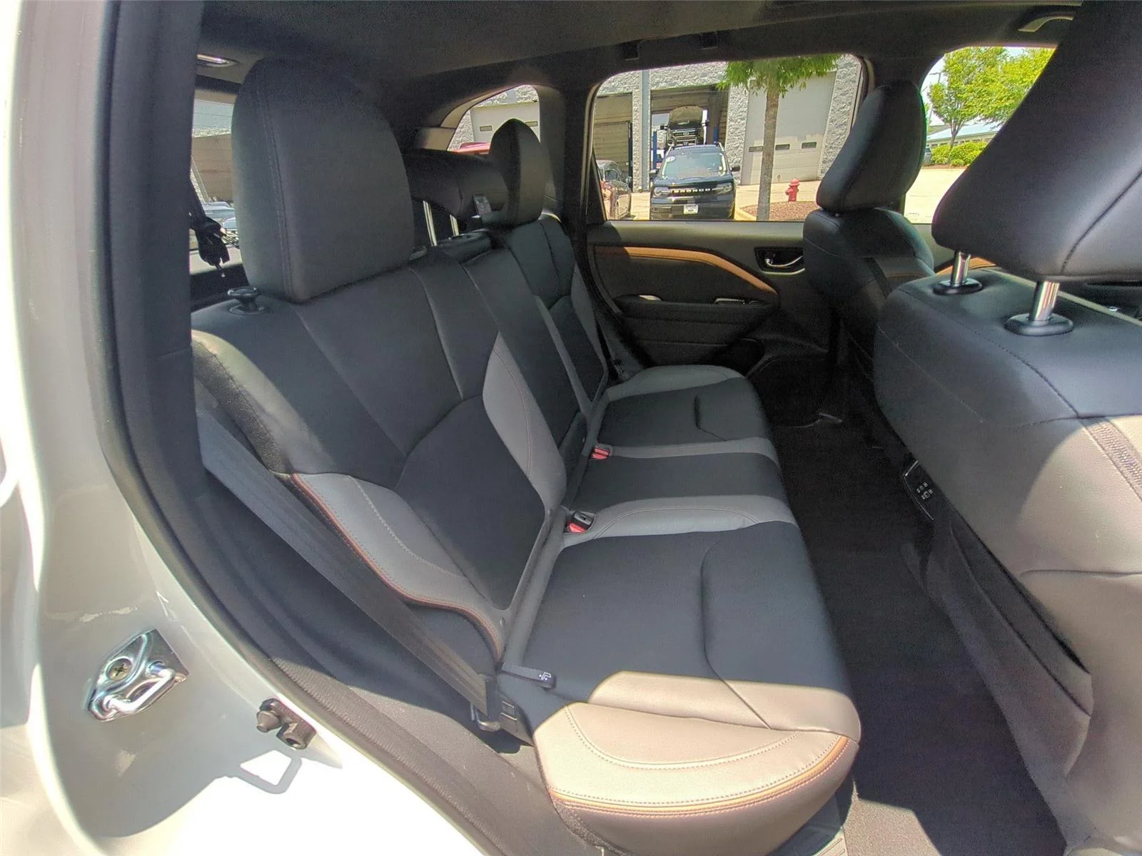 Used 2025 Crystal White Pearl Subaru Sport image 36