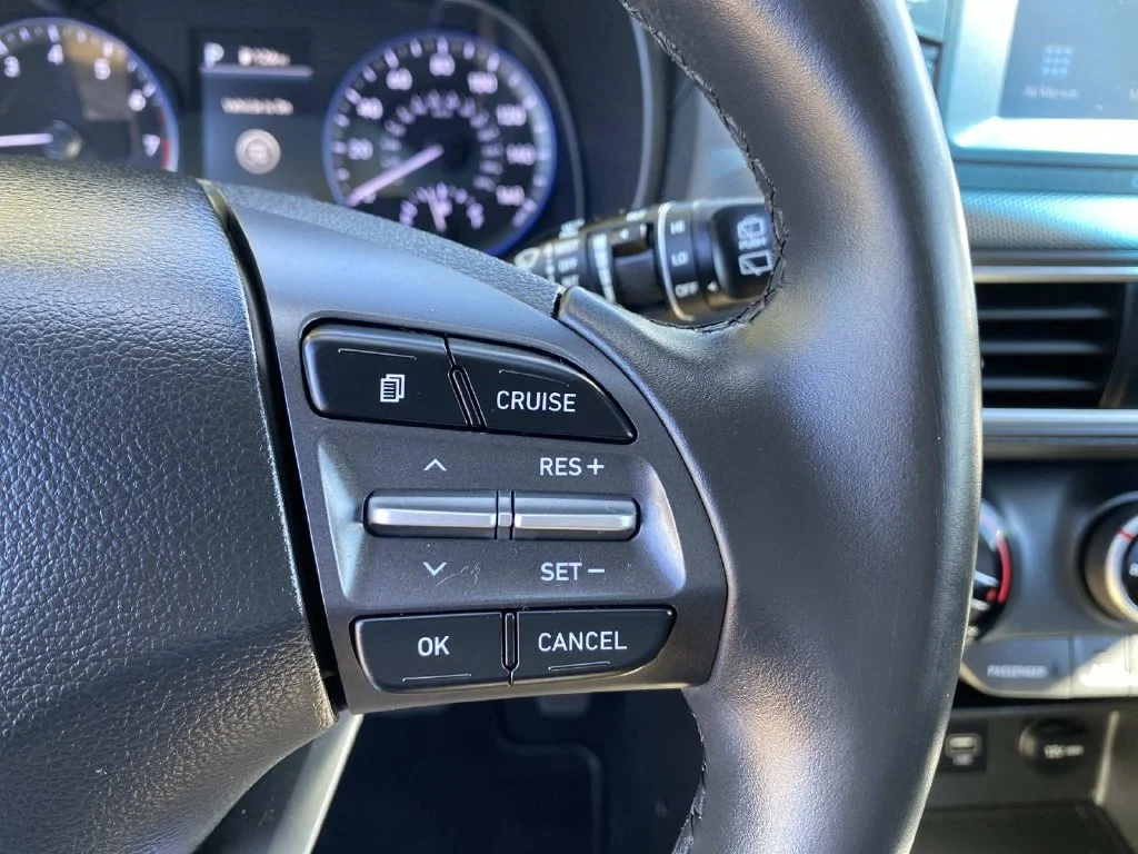 Used 2021 Black Hyundai SEL image 16