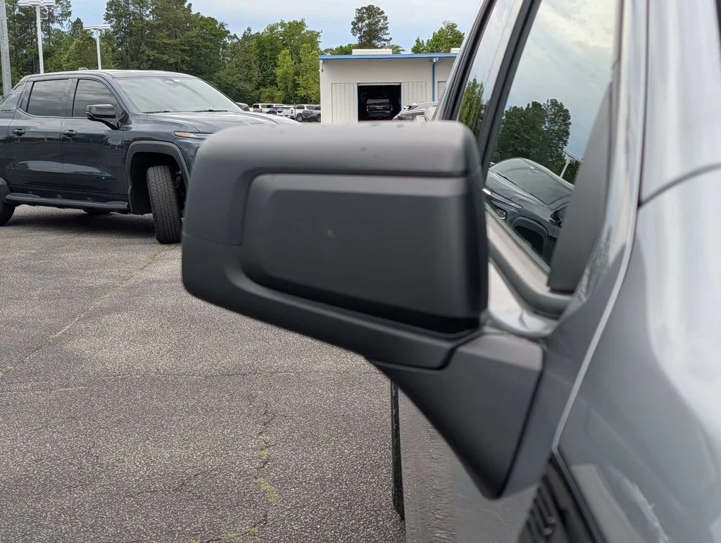 Used 2024 Silver GMC Elevation image 13