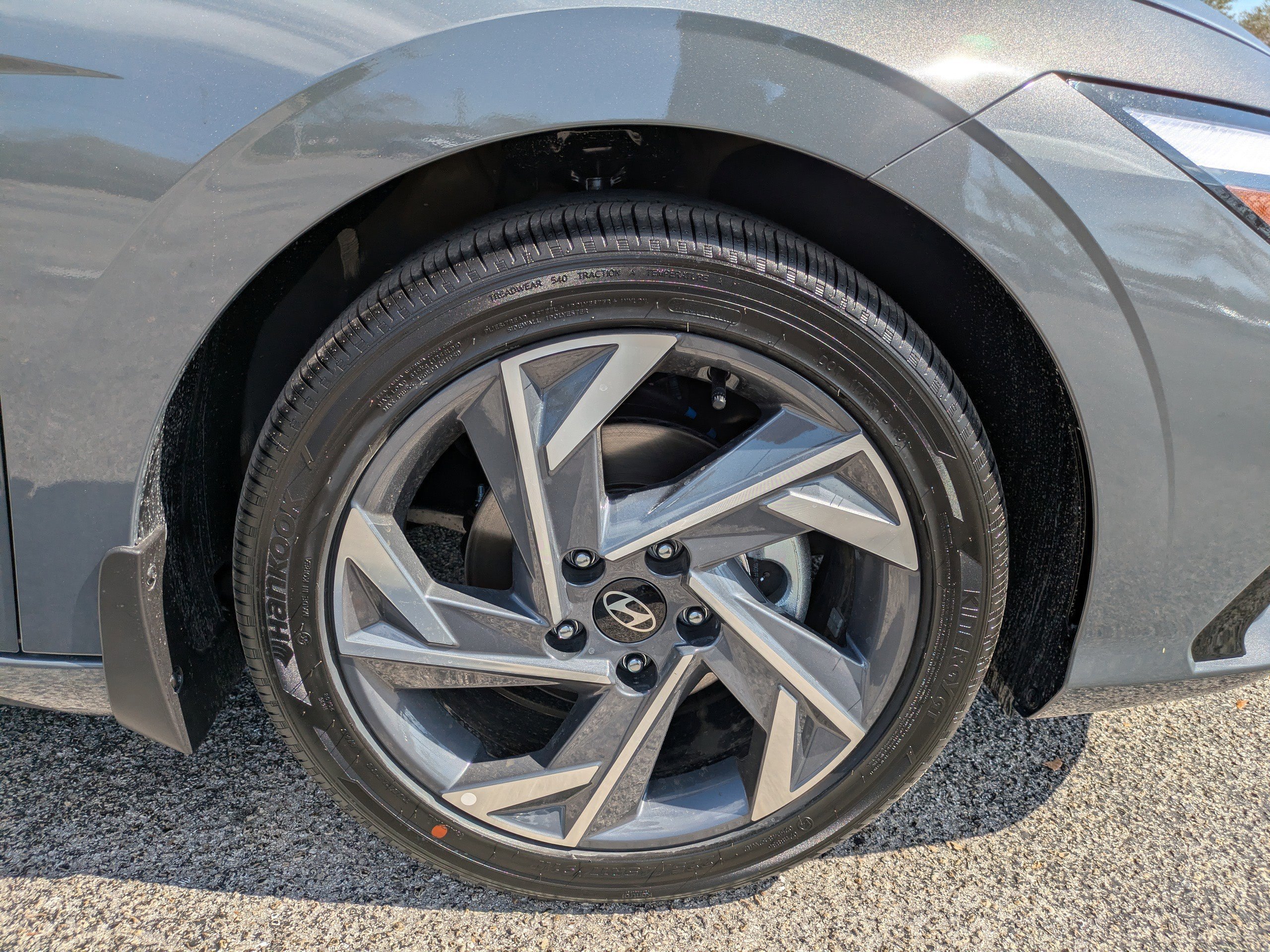 New 2026 Ecotronic Gray Hyundai Limited image 9