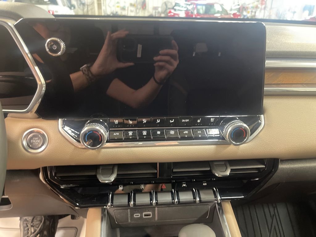 Used 2024 Silver GMC Denali image 11