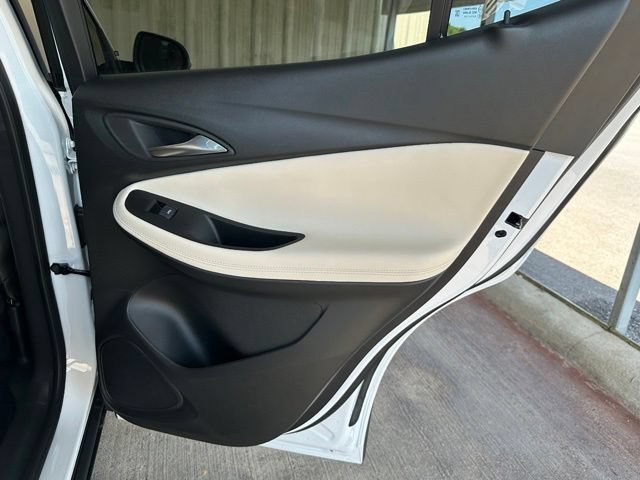 New 2026 Summit White Buick Preferred image 31