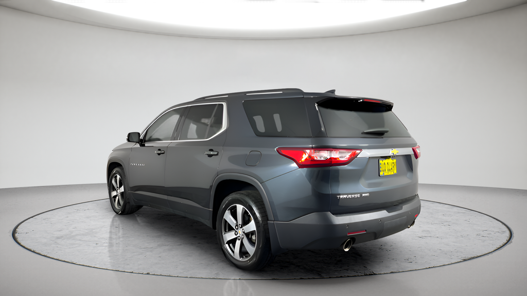 Used 2020 Graphite Metallic Chevrolet 3LT image 5