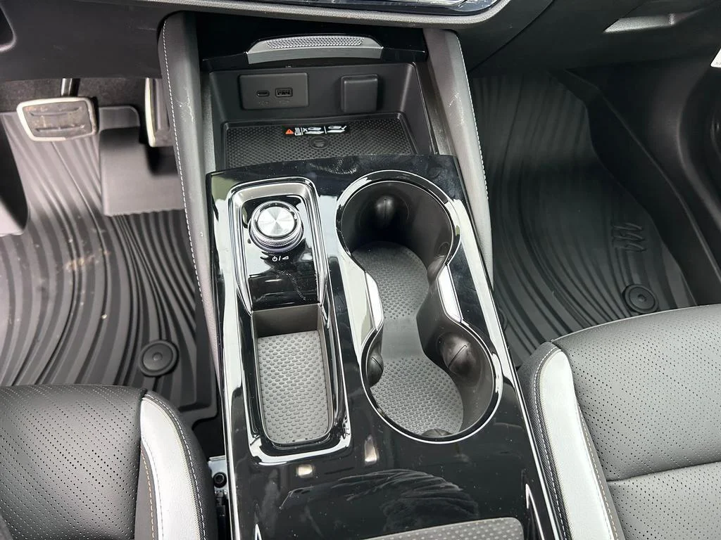 2026 Buick Envision Sport Touring - Photo 11