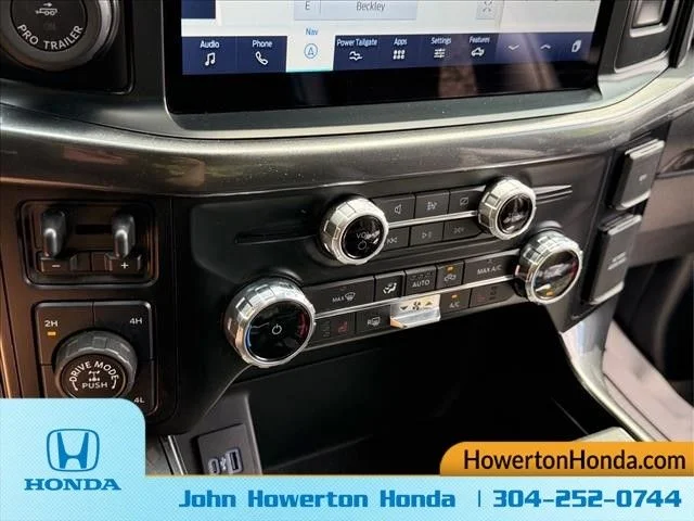 Used 2023  Ford Tremor image 21