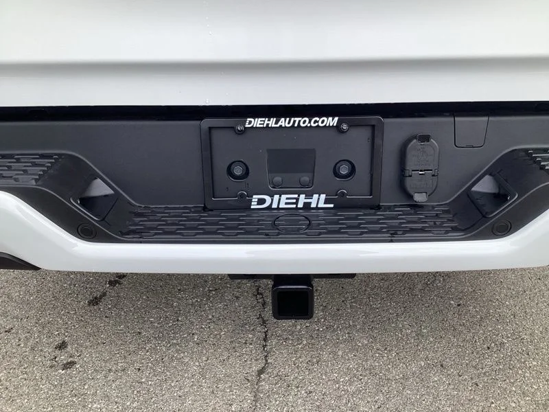 New 2026 Bright White Clearcoat RAM Big Horn/Lone Star image 12