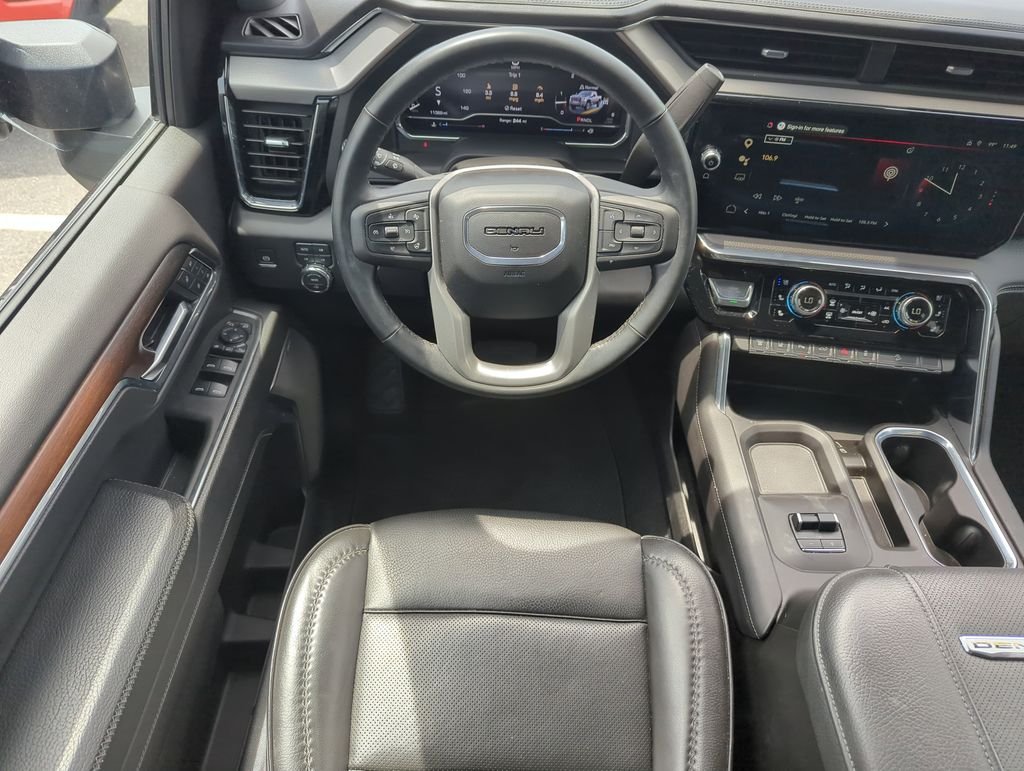 Used 2025 Black GMC Denali image 13
