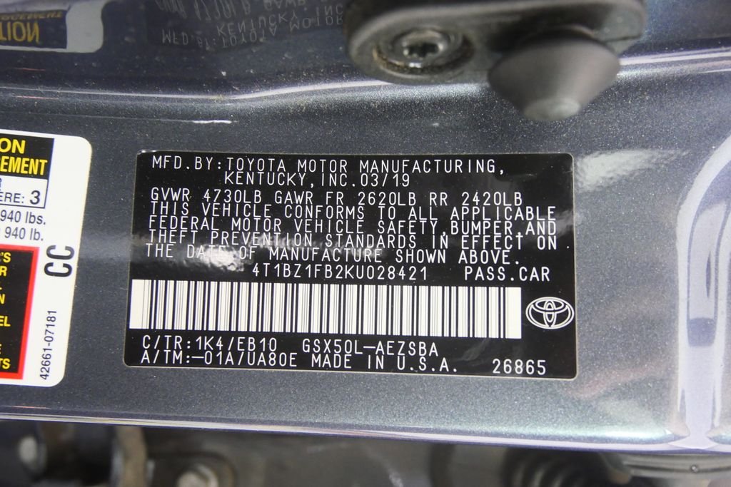 Used 2019 Harbor Gray Metallic Toyota XLE image 28