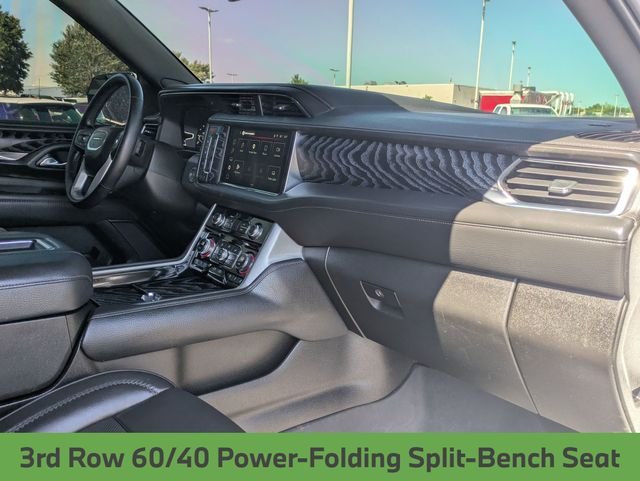 Used 2023 White GMC Denali image 34
