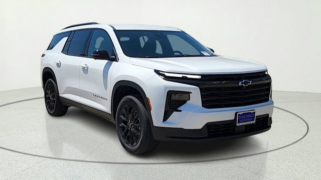 New 2026 Chevrolet Traverse LT Front Wheel Drive SUV