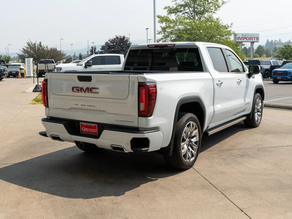 2026 GMC Sierra 1500 Denali - Photo 7