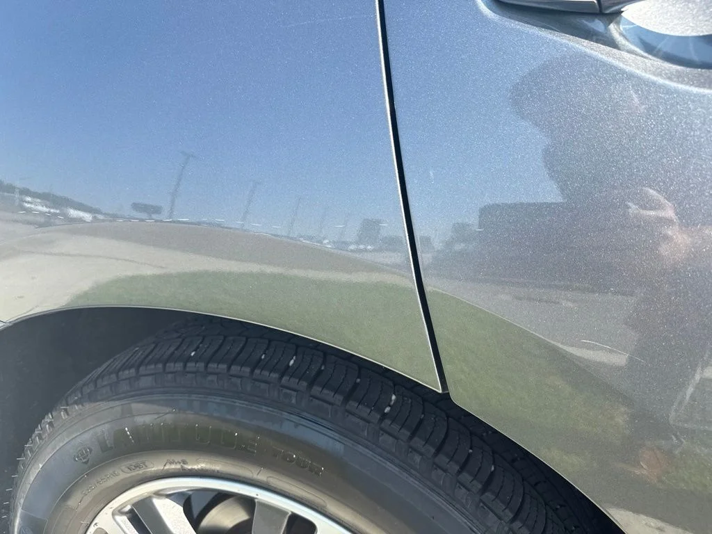 Used 2019 Gray INFINITI LUXE image 10