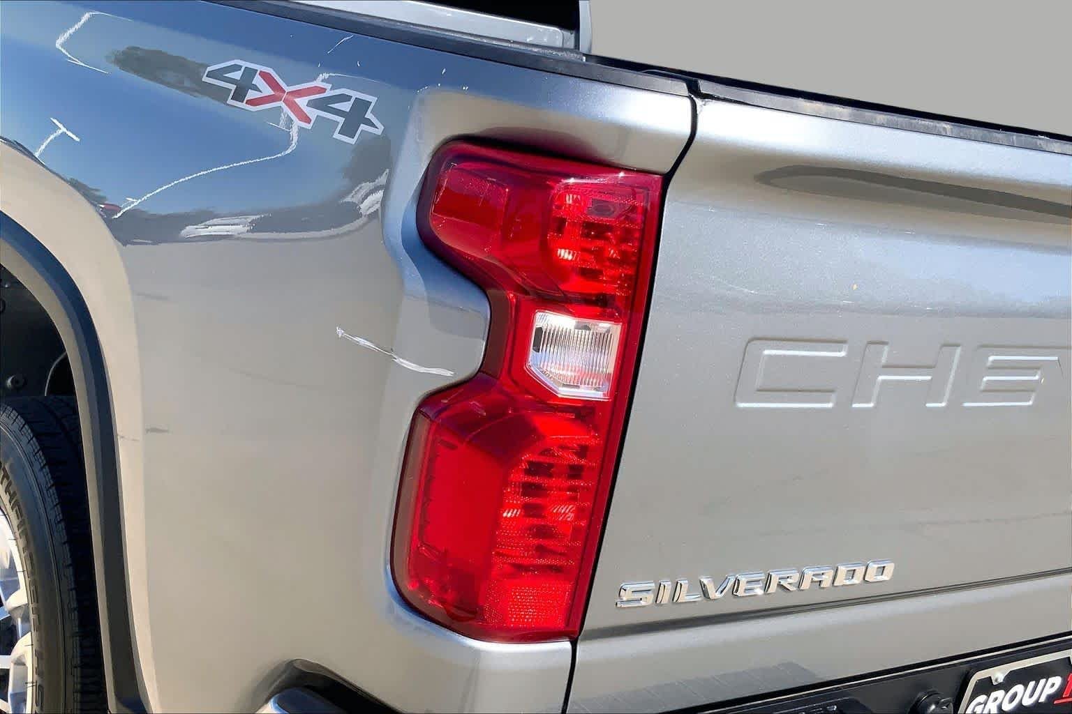 Used 2026 Sterling Gray Metallic Chevrolet LT image 28