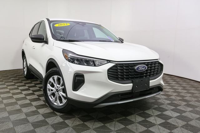 Used 2023 White Ford Active image 3