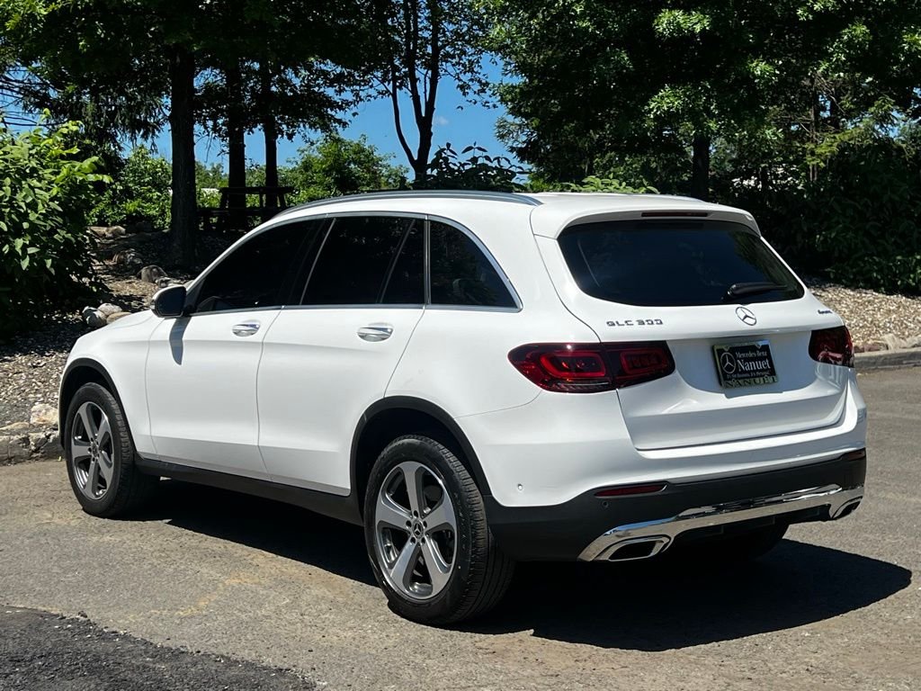 Certified Used 2022 White Mercedes-Benz GLC 300 image 7