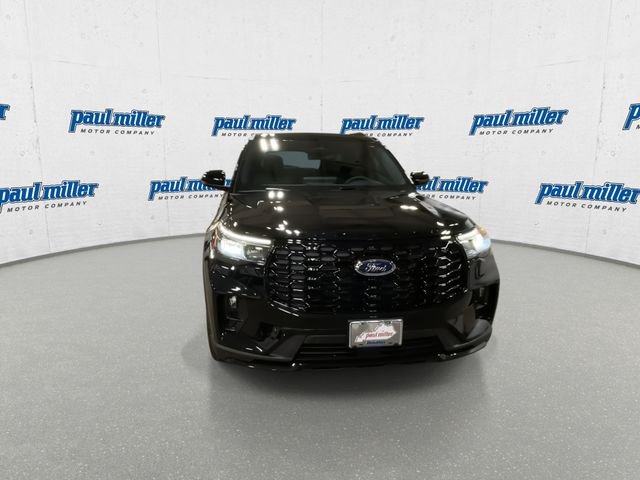 New 2026 Black Ford ST-Line image 3