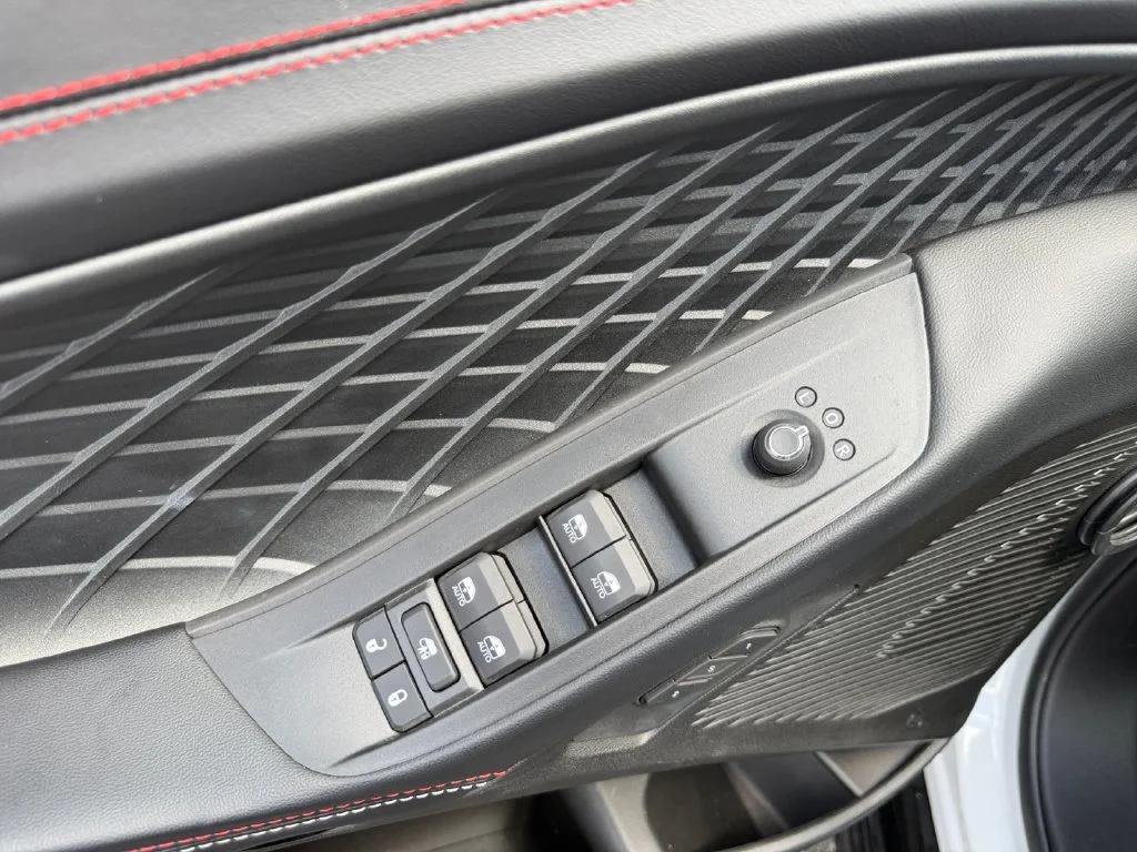 2026 Dodge Charger Daytona Scat Pack - Photo 11