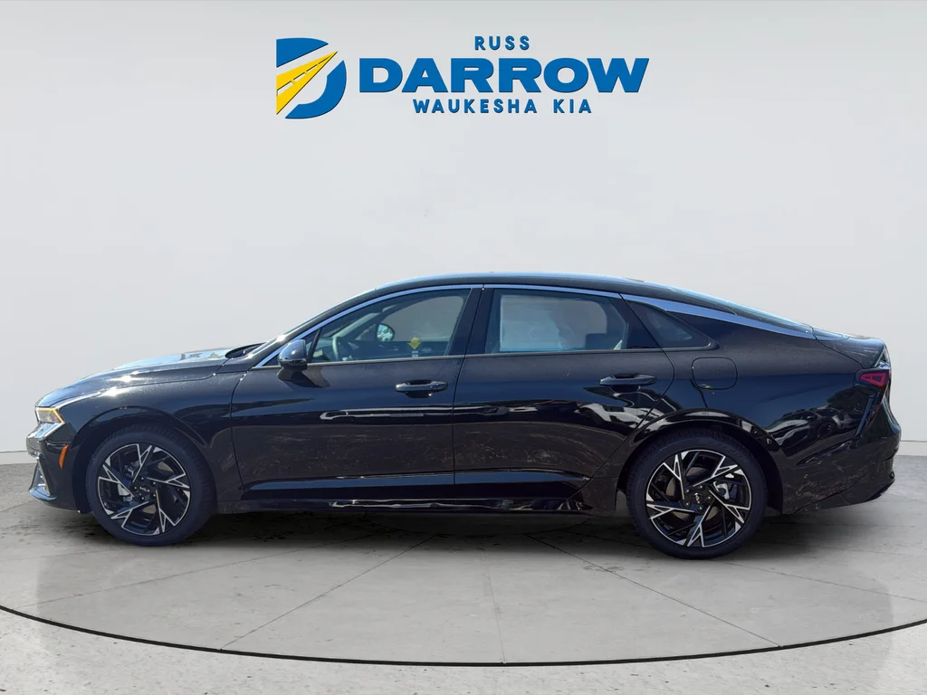 New 2026 Aurora Black Pearl Kia GT-Line image 2