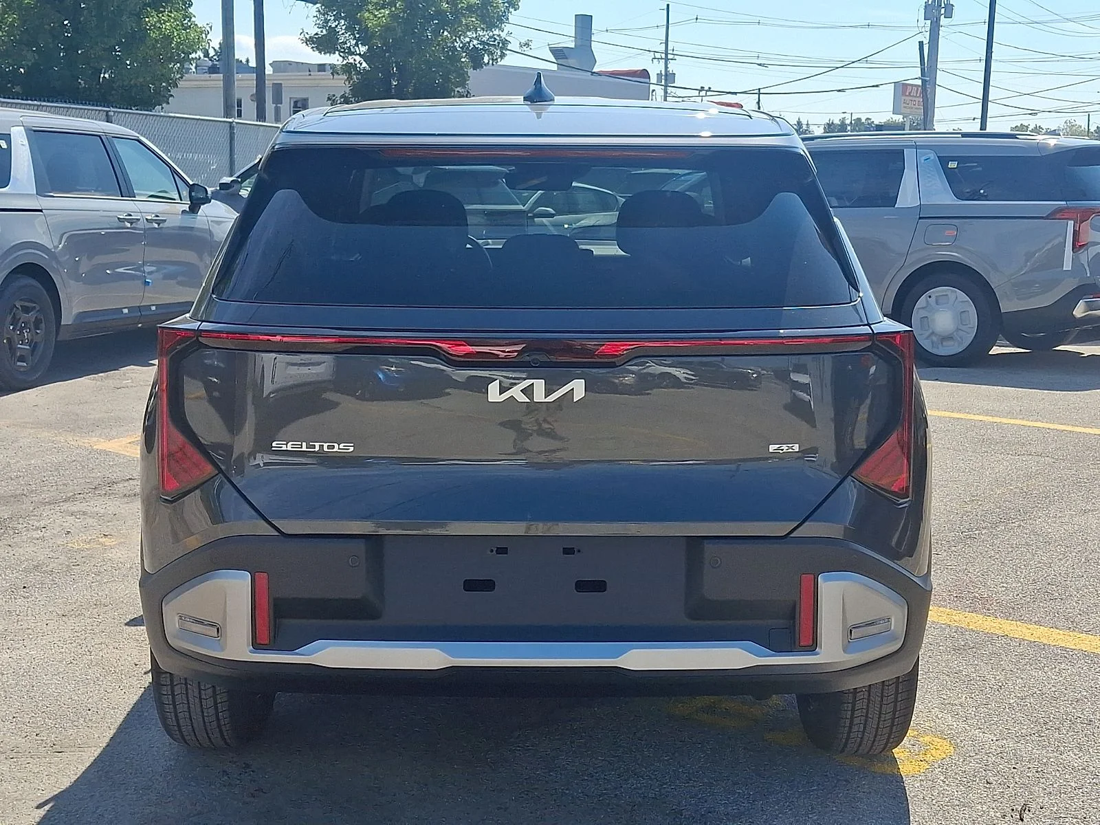 New 2027 Gray Kia S image 4