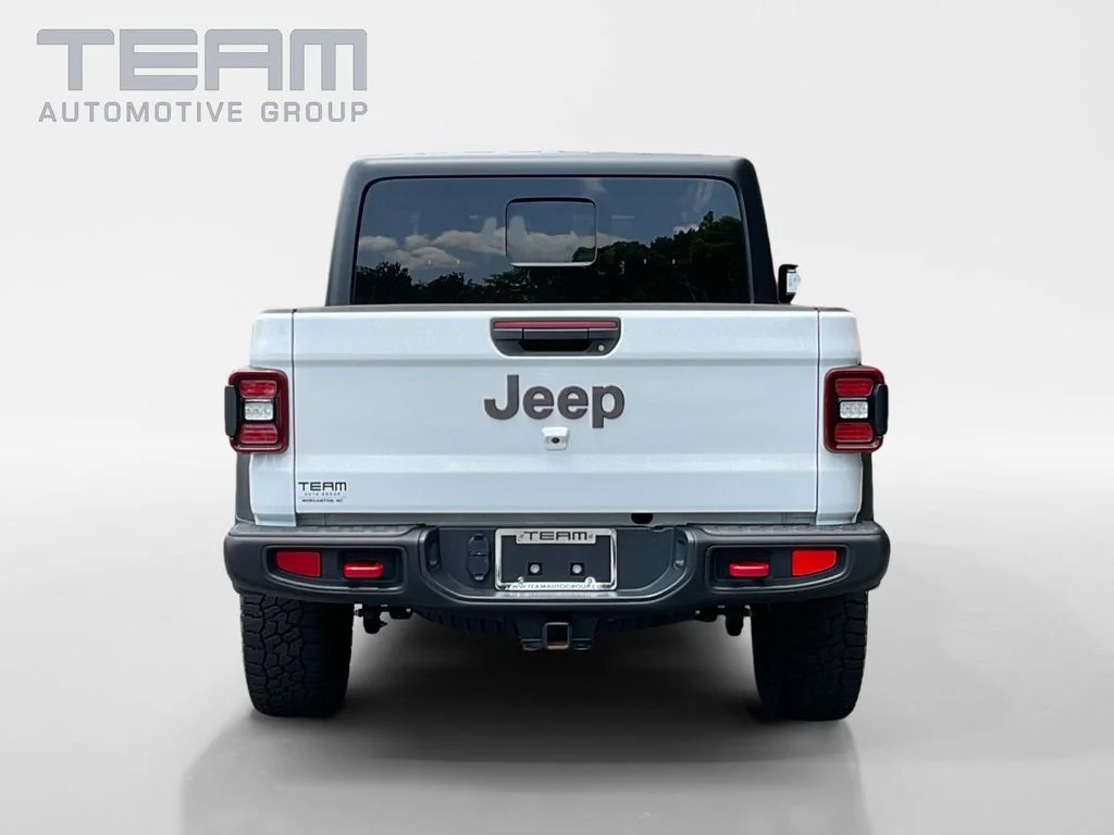 Used 2024 White Jeep Rubicon image 6