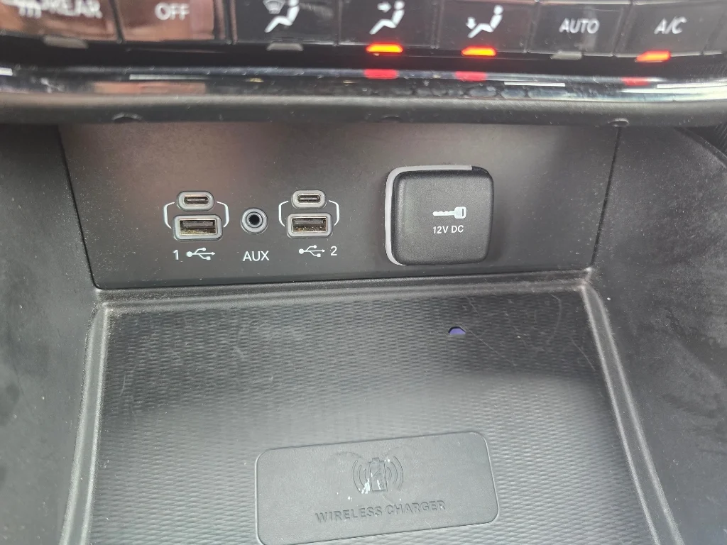 Used 2024 Velvet Red Pearlcoat Jeep Altitude image 16