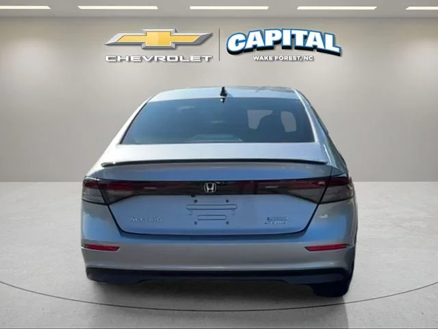 Used 2023  Honda Sport image 5