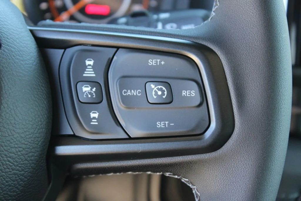 New 2026 Black Clear-Coat Exterior Paint Jeep Rubicon X image 25