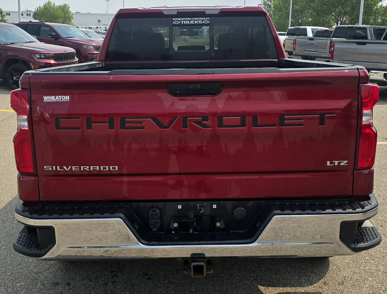 Used 2020 Red Chevrolet LTZ Crew Cab image 4
