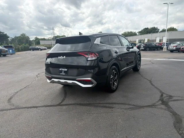 Used 2024 Black Kia LX image 10