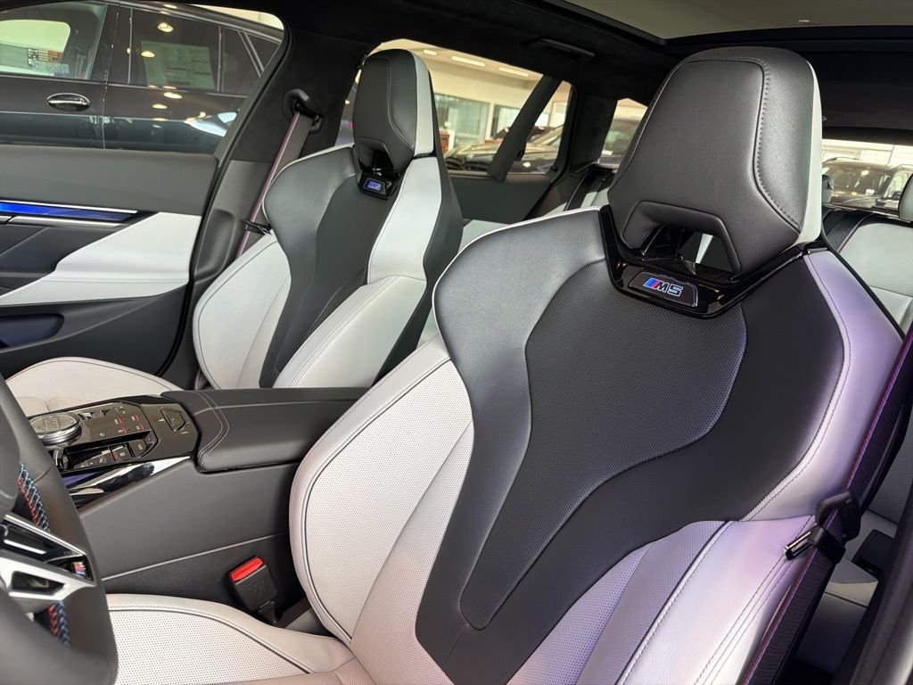 New 2026 Blue Metallic BMW Touring image 7