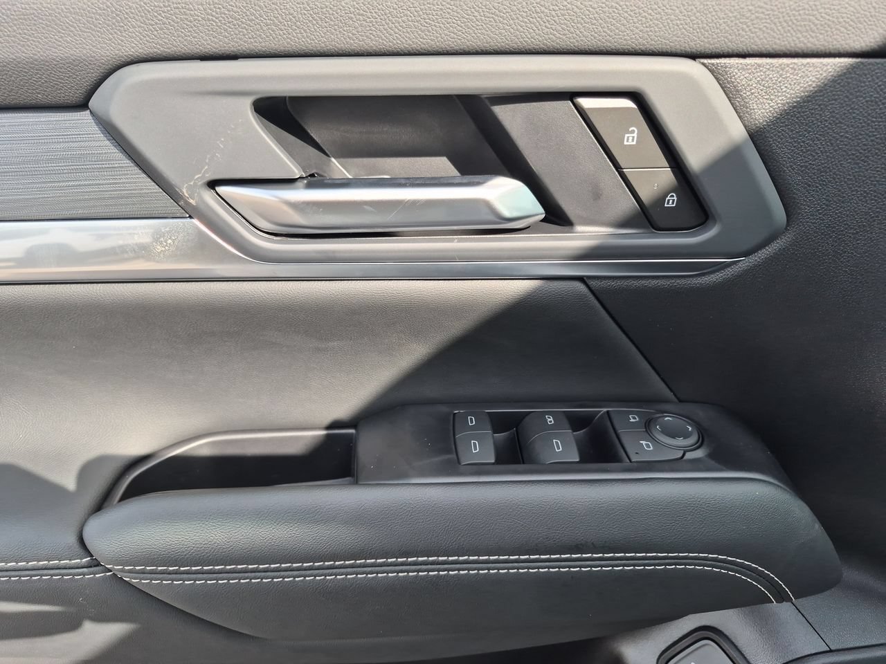 2027 GMC Terrain Elevation - Photo 23