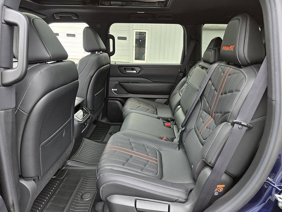 2026 Nissan Armada PRO-4X - Photo 11