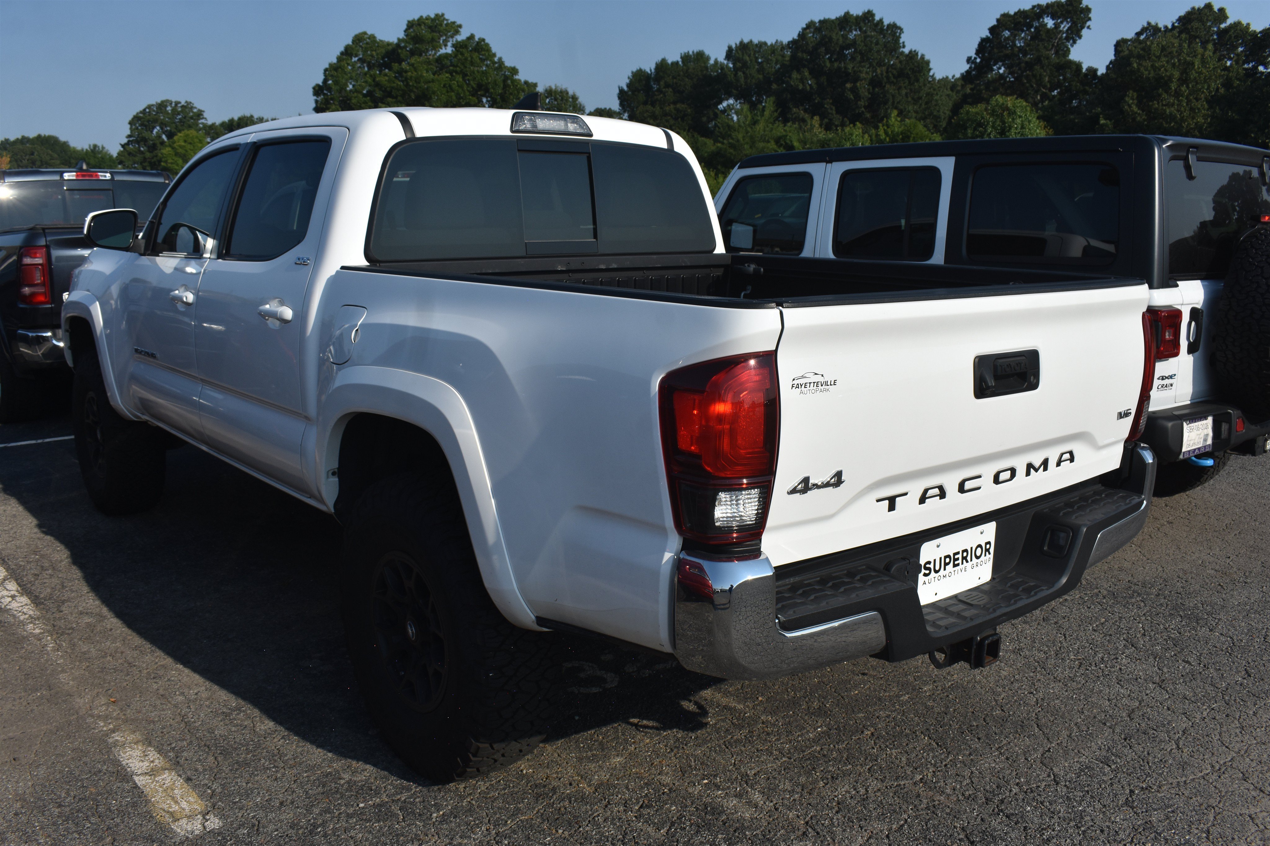 Used 2019  Toyota  image 5