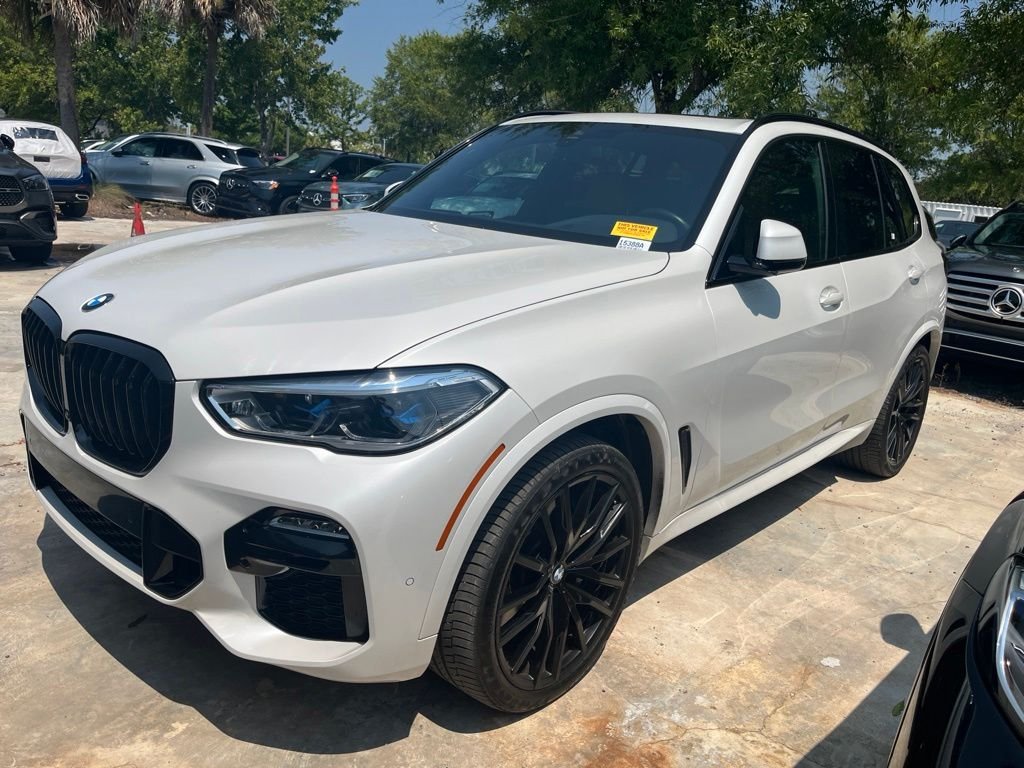 Used 2020 White BMW xDrive40i image 1