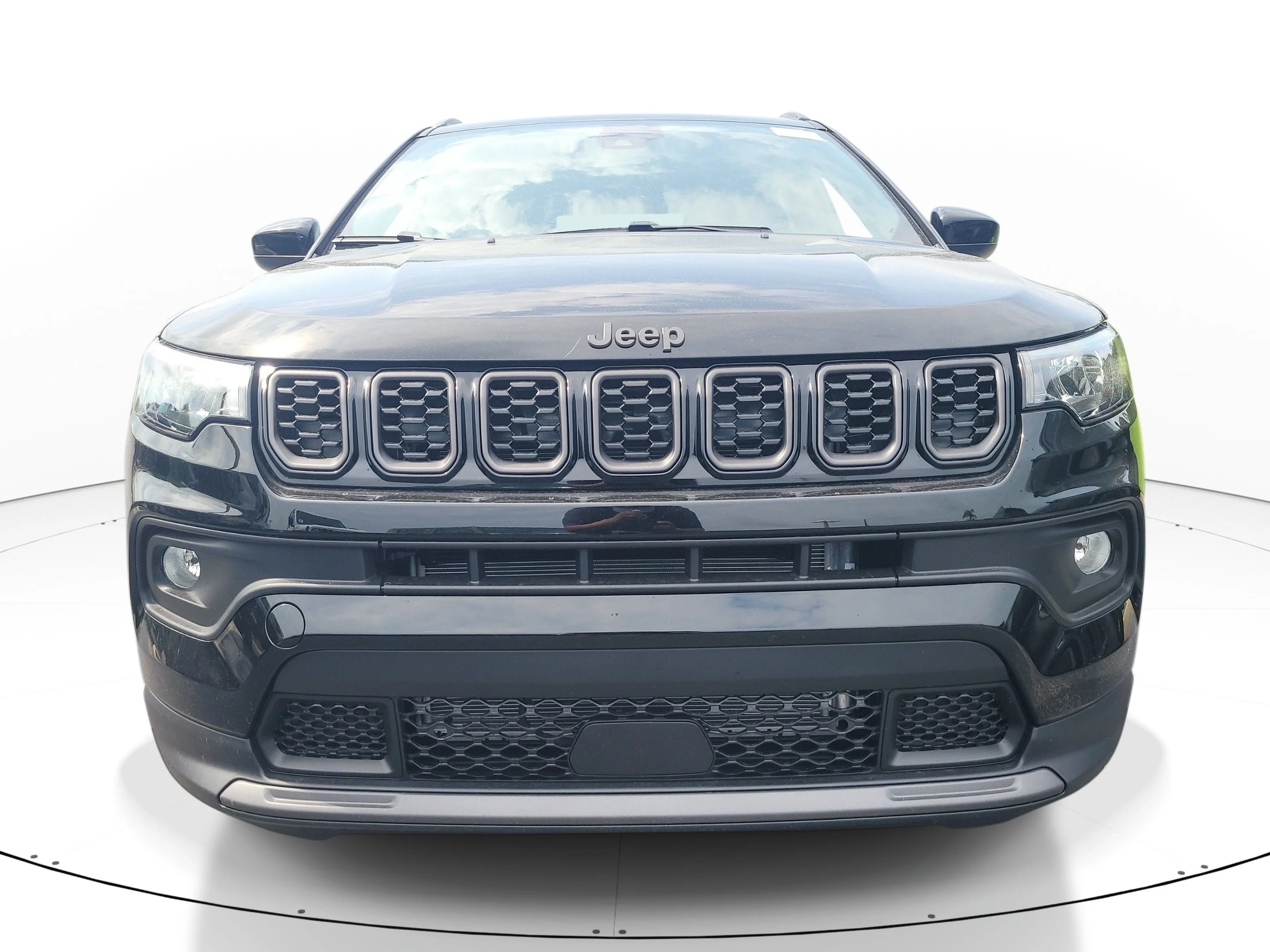 New 2026 Diamond Black Crystal Pearlcoat Jeep Latitude image 3