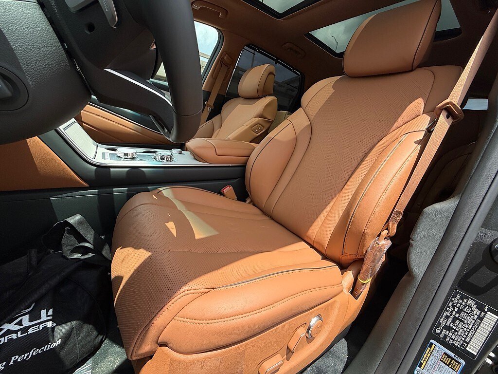 New 2026 Storr Green Matte Genesis 2.5T ADVANCED image 11
