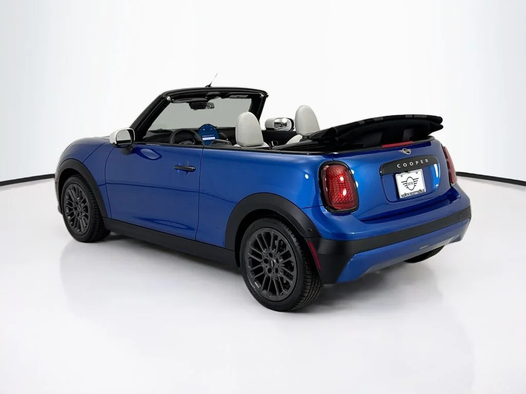 2026 MINI Convertible Base - Photo 11