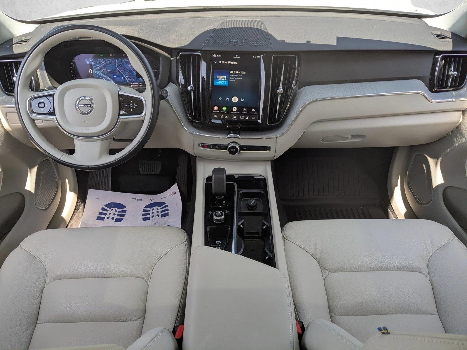 Used 2024 Crystal White Metallic Volvo Plus Dark Theme image 19