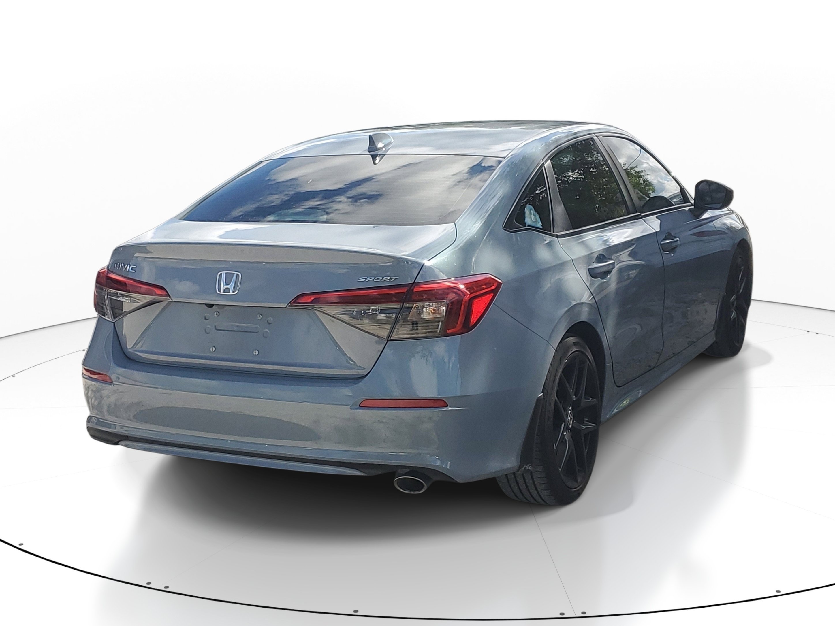 Used 2024  Honda Sport image 10