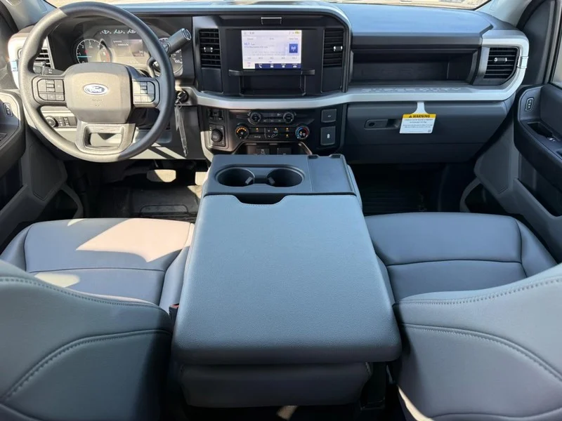 2026 Ford F-450 Super Duty Chassis Cab XL - Photo 6