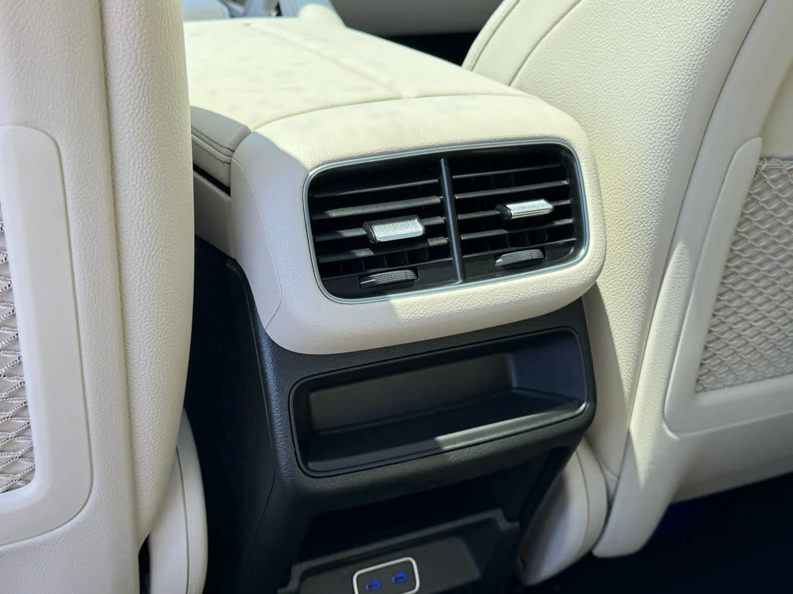New 2026 Polar White Mercedes-Benz GLE 350 image 37