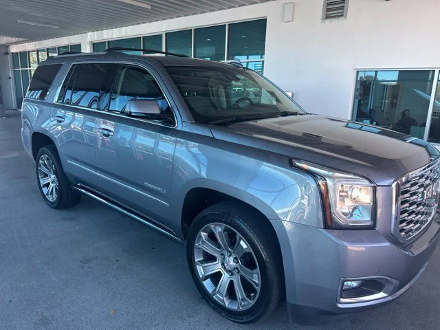 Used 2018 SATIN STEEL METALLIC GMC Denali image 3