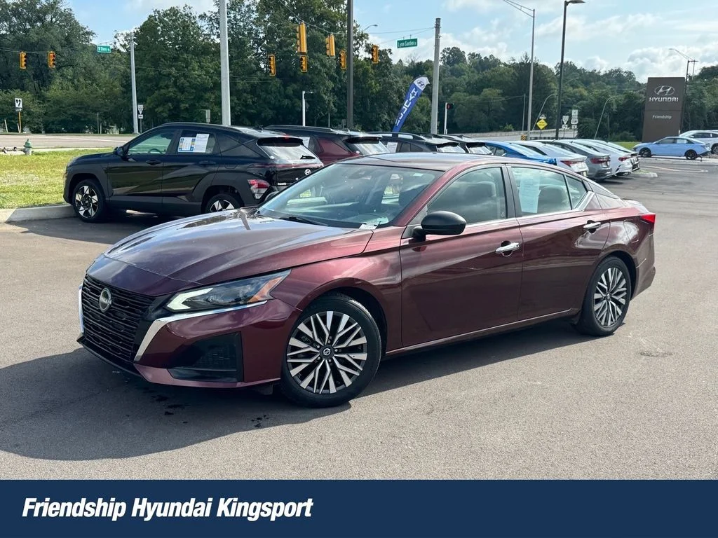 2024 Nissan Altima SV